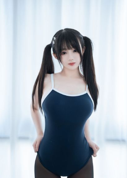 手机壁纸欧美范街拍_蓝光高清完整版